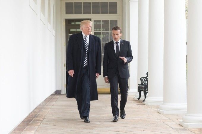 Prezydenci  USA-Donald Trump (z lewej) i Francji - Emmanuel Macron / Fot. whitehouse.govM