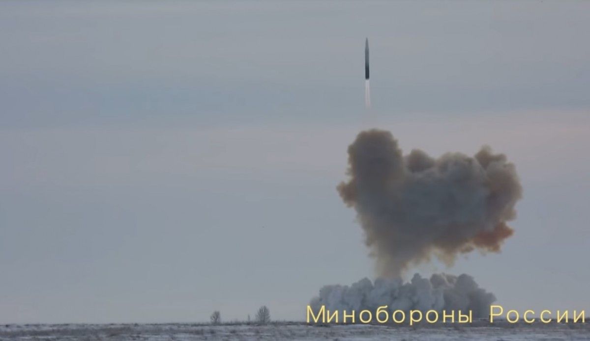 Start rakiety UR-100UTTKh z pociskiem Awangard na szczycie. Fot. Ministerstwo Obrony Federacji Rosyjskiej / mil.ru