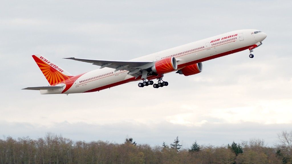 Boeing 777-300ER w barwach Air India. Fot. MitRebuad, flickr, CC BY-SA 2.0