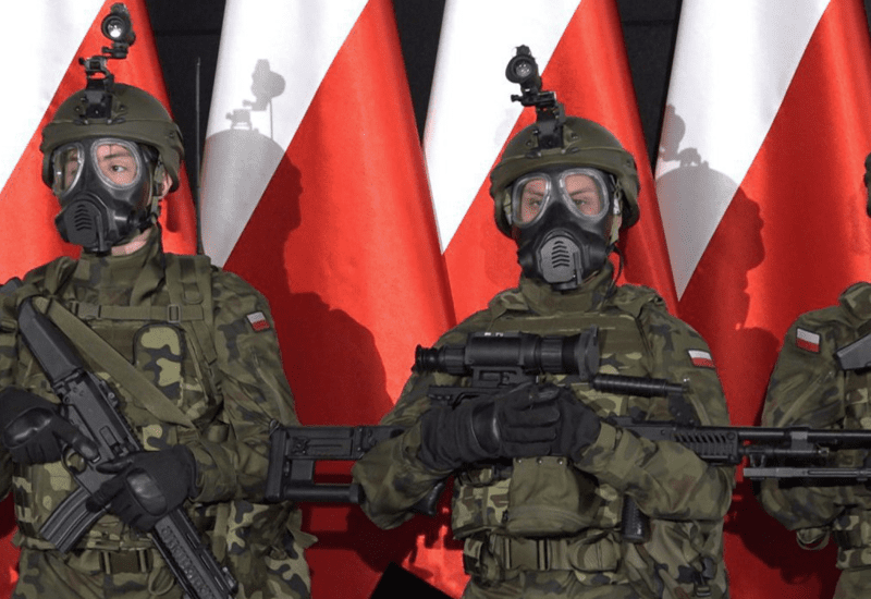 Żołnierze OT ze sprzętem m.in. Maskpolu, fot. R.Surdacki/Defence24.pl