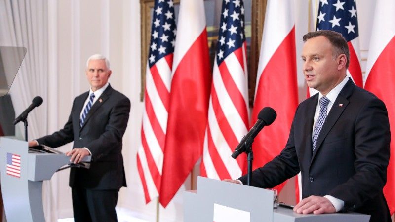 Prezydent Andrzej Duda i wiceprezydent USA Mike Pence. Fot. Jakub Szymczuk / KPRP
