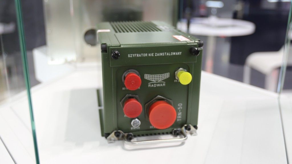 Proponowany przez PIT-Radwar Transponder systemu IFF typu TRN 50. Fot. M.Dura