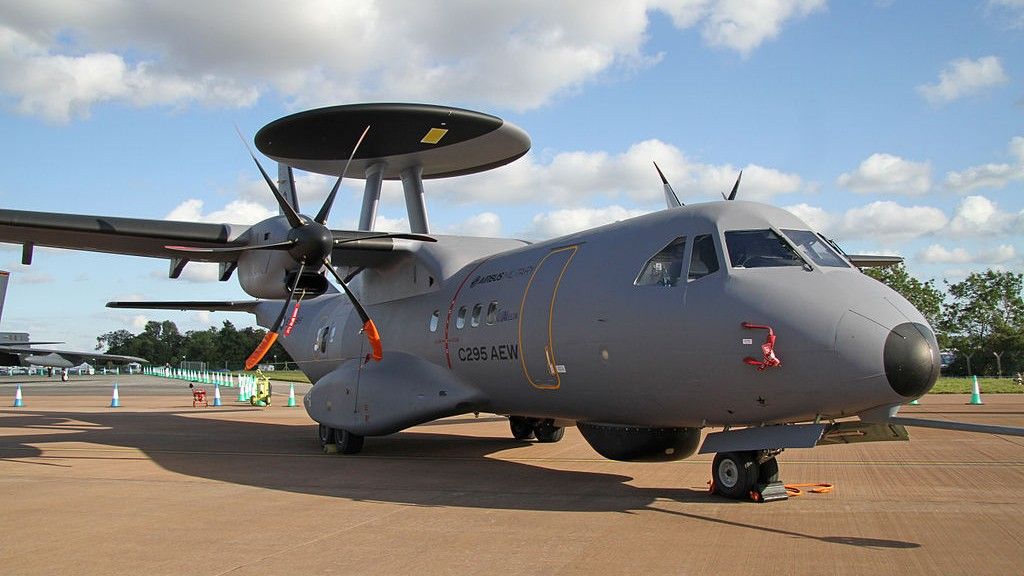Wersję AEW&C samolotu C-295 promował kilka lat temu Airbus, Fot. Ronnie Macdonald, flickr, CC BY-2.0