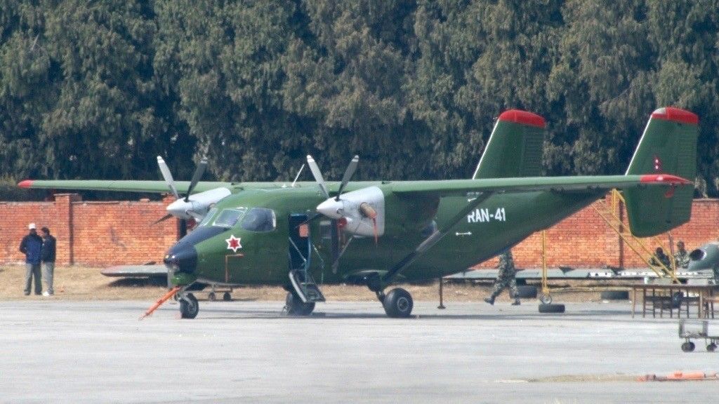 PZL M28 w barwach Nepalu. Fot. UA-320/Wikimedia
