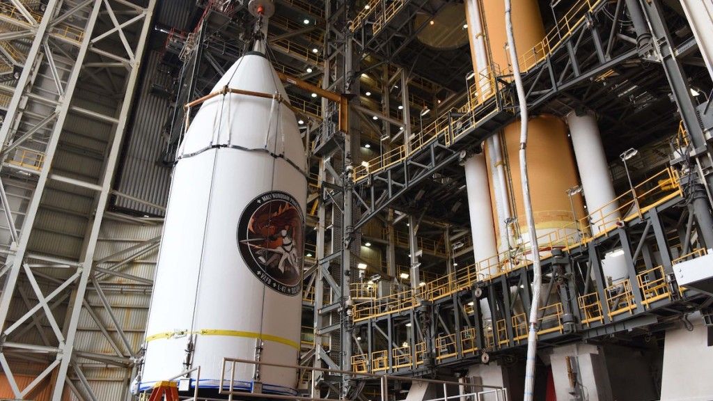 Przygotowania do wystrzelenia satelity rozpoznawczego NROL-47 rakietą Delta IV. Fot. United Launch Alliance
