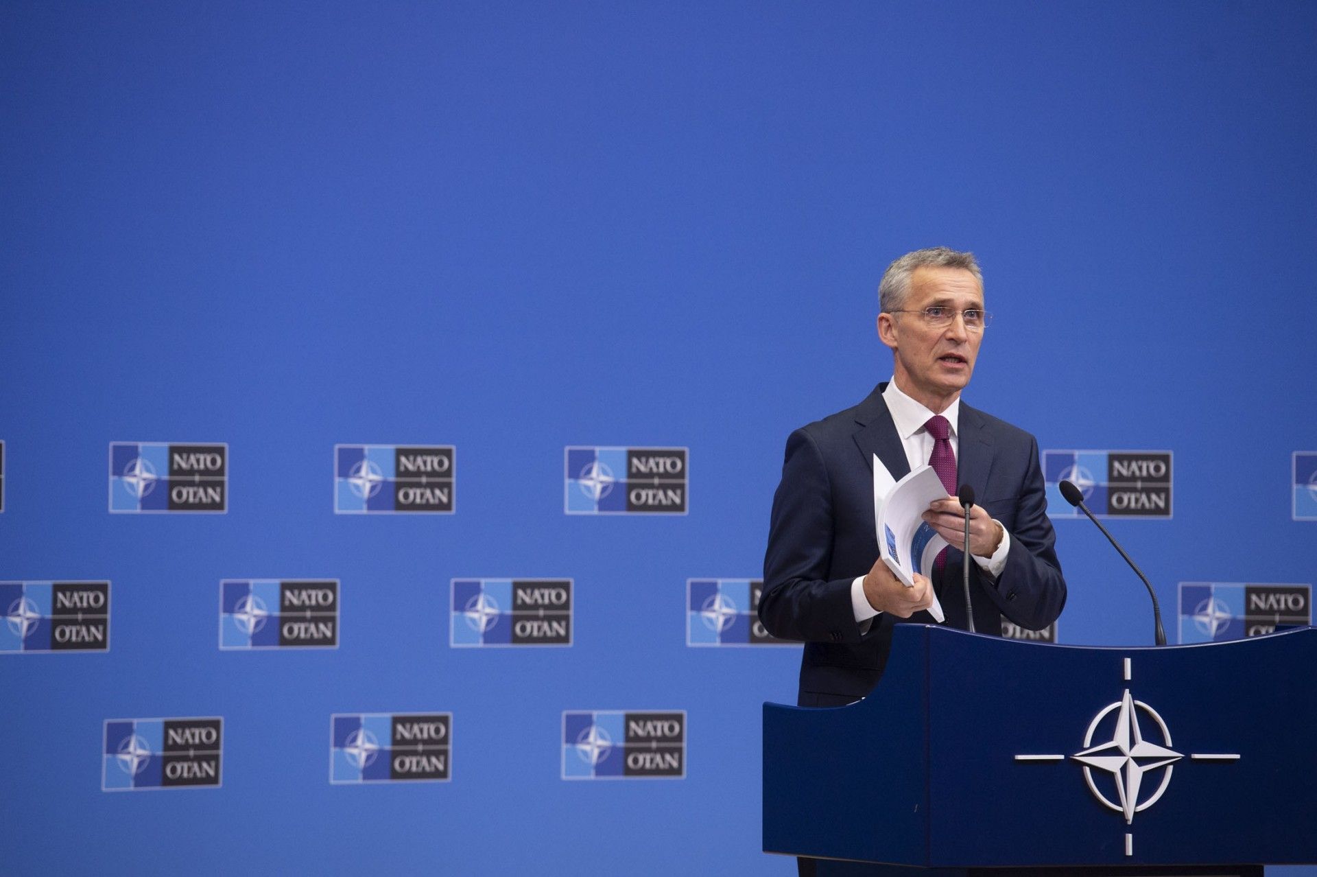 Sekretarz generalny NATO Jens Stoltenberg prezentuje swój raport za 2018 r. Fot. NATO