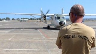 Polski samolot patrolowo-rozpoznawczy M28 Bryza biorący udział w unijnej misji Sophia na Morzu Śródziemnym. Fot. kpt. mar. Cezary Sierzputowski / DO RSZ