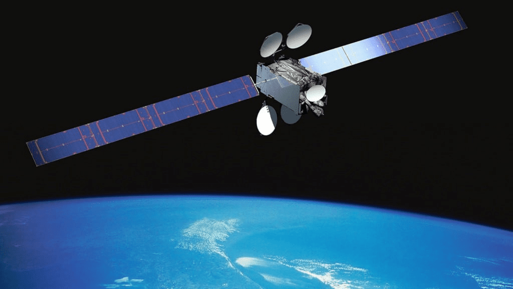 Artystyczna wizja satelity Intelsat 29e. Ilustracja: Intelsat