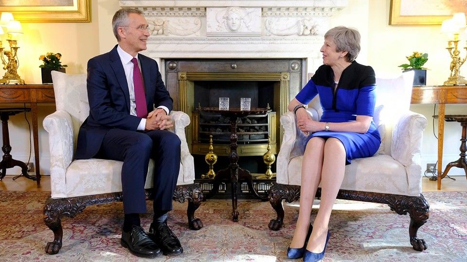 Premier Wielkiej Brytanii, Theresa May i Sekretarz Generalny NATO, Jens Stoltenberg/Fot. twitter.com/DowningStreet10