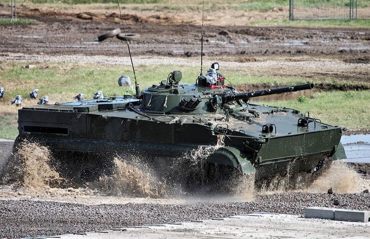 BMP-3 jest podstawą kilku różnych systemów bezzałogowych. Fot. Vitaly V. Kuzmin/Wikimedia Commons/CC BY-SA 3.0.