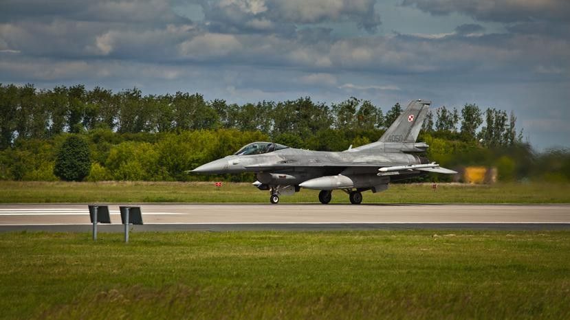 F-16 startuje do zadań w ramach ćwiczenia Dragon-19. Fot.kpt. Krzysztof Nanuś via DGRSZ