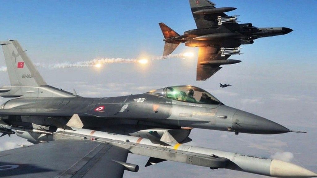 Tureckie F-16 i F-4. Fot. Turkish Air Force