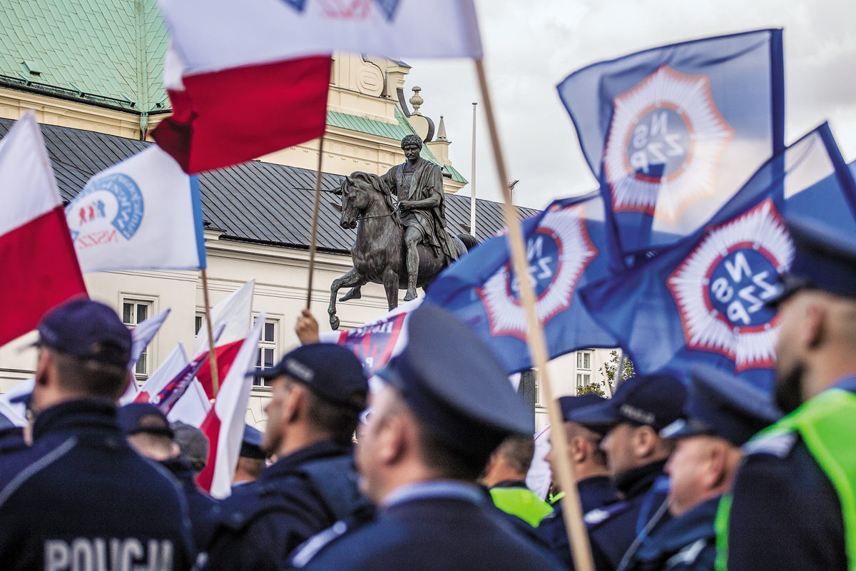 Protest destabilizujący służbę? Wąsik: nie wyobrażam sobie tego w warunkach wojny