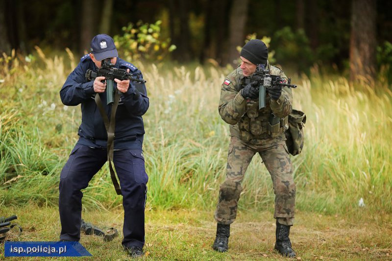 Wysługa lat nie dla byłych funkcjonariuszy. Posłowie zmienią przepisy?