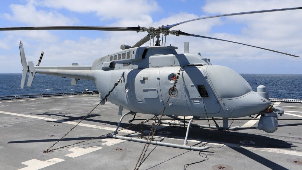 Testy bezzałogowca MQ-8C Fire Scout na pokładzie okrętu do działań przybrzeżnych USS „Coronado”. Fot. US Navy