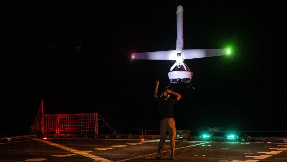 Do testów drona wykorzystano szybki okręt transportowy JHSV (Joint High Speed Vessel) USNS „Spearhead” (T-EPF 1). Fot. US Navy