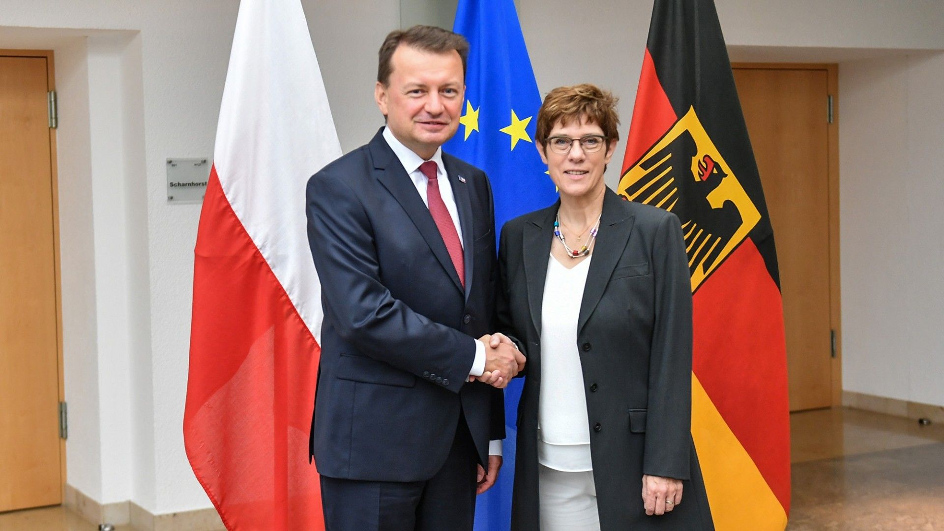 Ministrowie Obrony: Polski - Mariusz Błaszczak i Niemiec - Annegret Kramp-Karrenbauer na spotkaniu w Berlinie / Fot. MON