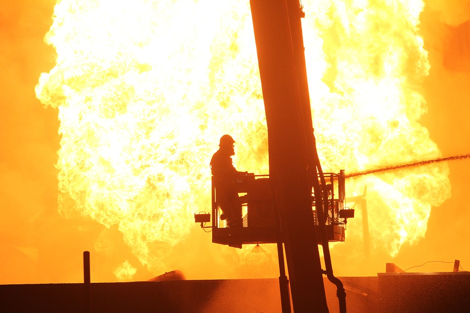 Strażackie drabiny bezpieczne czy nie? Sprzęt na razie bez zaufania strażaków