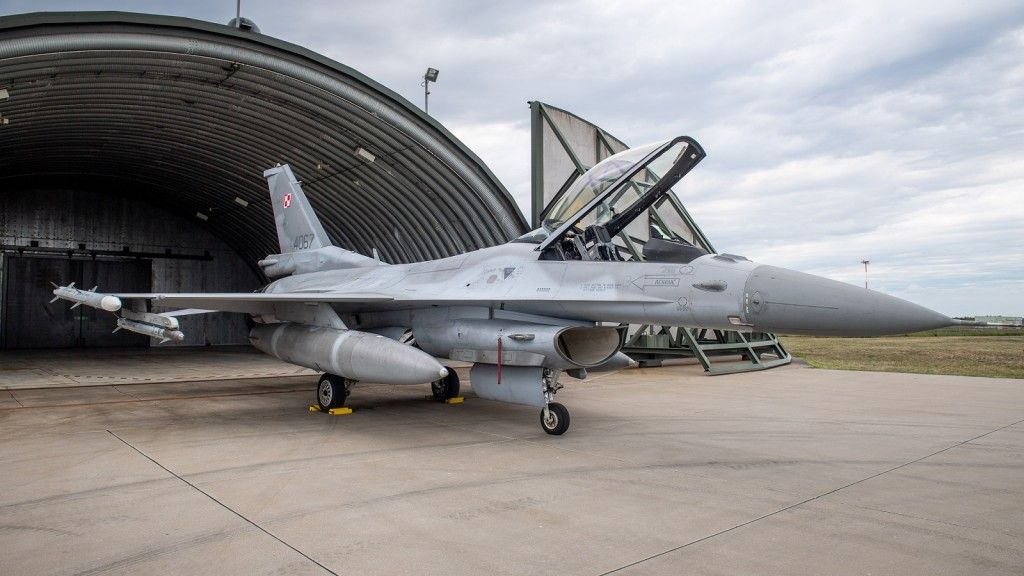 F-16 w 32 Bazie Lotnictwa Taktycznego w Łasku / Fot. MON