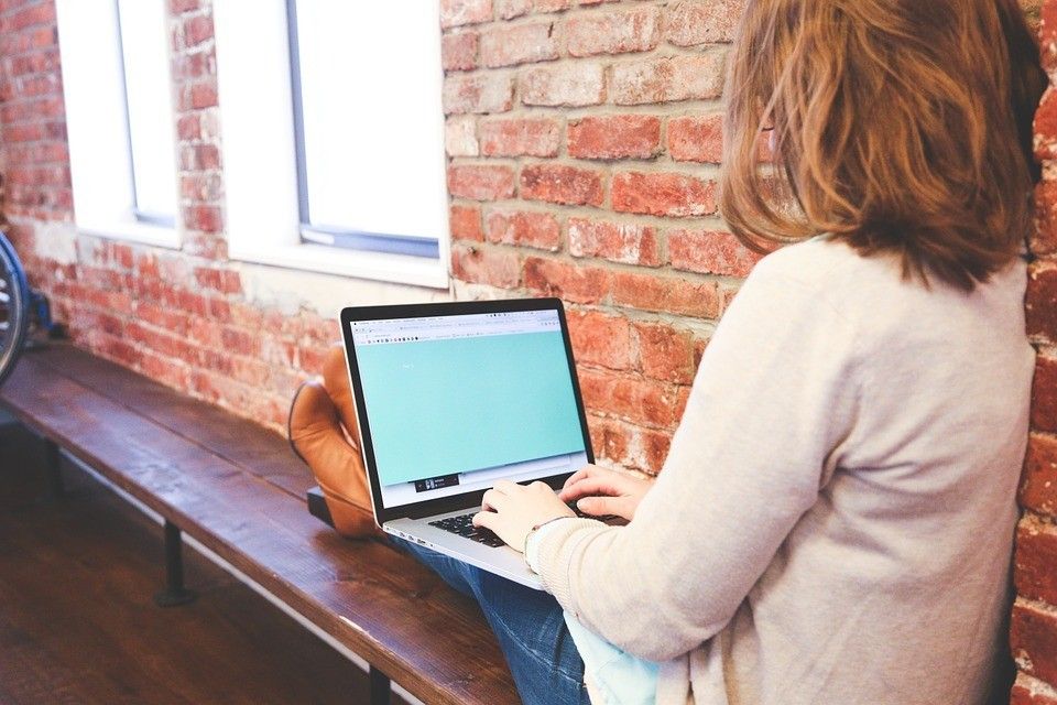 fot. StartupStockPhotos / pixabay