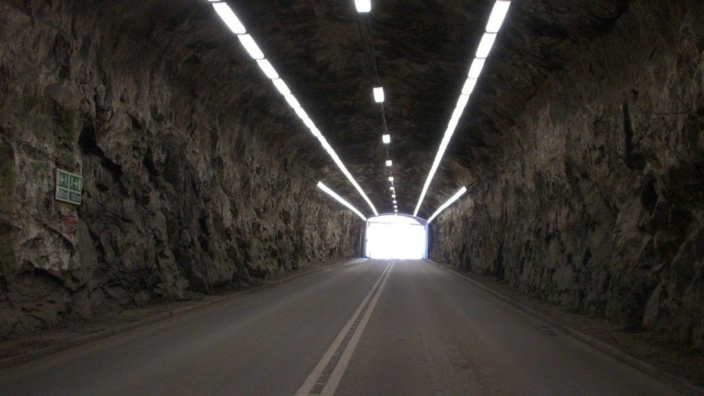 Tunel „drogowy” bazy Muskö. Fot. Holger.Ellgaard/CC BY SA 3.0/Wikipedia