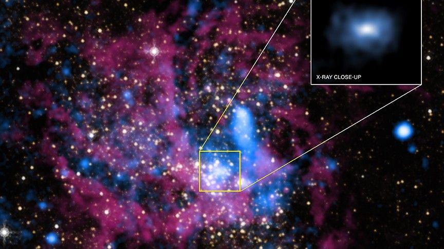 Obraz jądra Drogi Mlecznej, powstały z nałożenia danych z obserwatorium rentgenowskiego Chandra oraz teleskopu Hubble'a, rejestrującego w pasmie podczerwieni. Fot. X-ray: NASA/UMass/D.Wang et al., IR: NASA/STScI [nasa.gov]