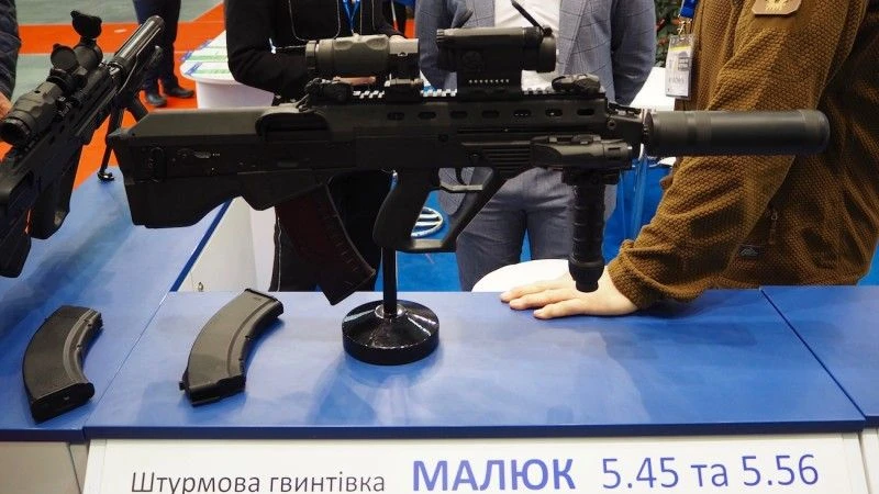 Karabinek szturmowy Maluch. Fot. J. Sabak