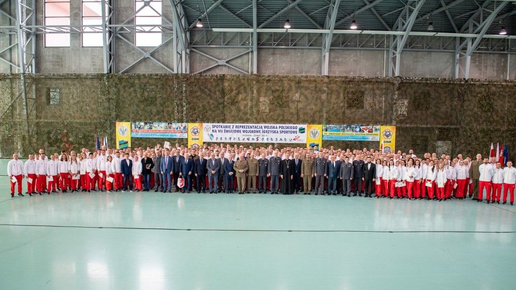 Pożegnanie sportowców wyjeżdżających na igrzyska CISM w Wuhan. Fot. gov.pl/web/obrona-narodowa