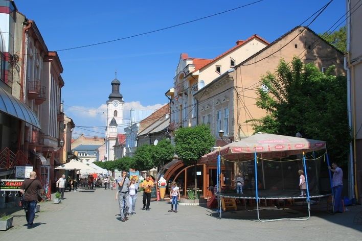 Centrum Użgorodu, najważniejszego miasta Zakarpacia. Fot. Andrzej Hładij/Defence24.pl