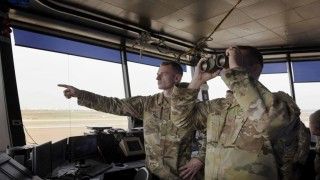 Wieża kontrolna Incirlik. Fot. incirlik.af.mil