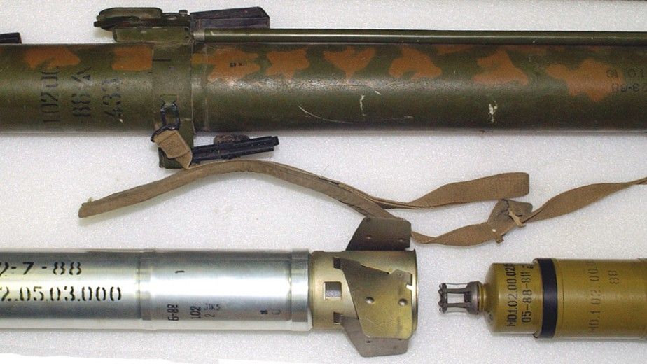 Radziecki, rakietowy miotacz ognia RPO-A „Szmiel”. Fot. Wikipedia