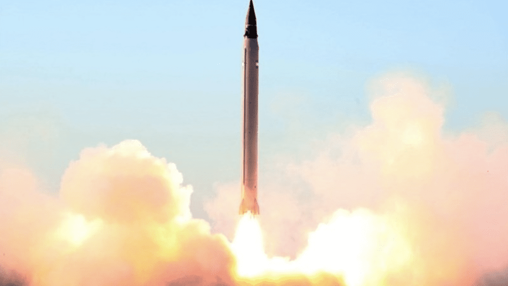 Odpalenie rakiety balistycznej w Iranie (zdjęcie ilustracyjne). Fot. Tasnim News/CC BY SA 4.0.