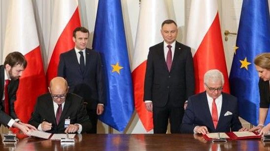 Od lewej: ministrowie spraw zagranicznych Francji Jean-Yves Le Drian i Polski Jacek Czaputowicz/ Fot. MSZ