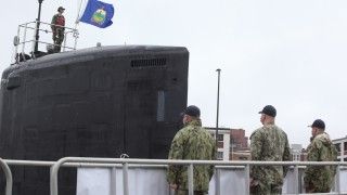Skromna uroczystość wprowadzenia do US Navy pierwszego okręty typu Virginia Block IV – USS „Vermont”. Fot. M.Jones/US Navy