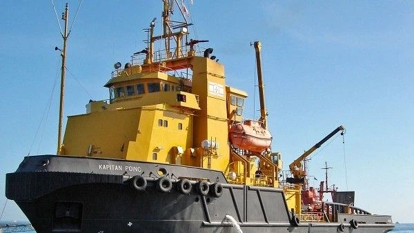 Morski wielozadaniowy statek ratowniczy m/s Kapitan Poinc - flagowa jednostka Morskiej Służby Poszukiwania i Ratownictwa. Fot. MSPiR