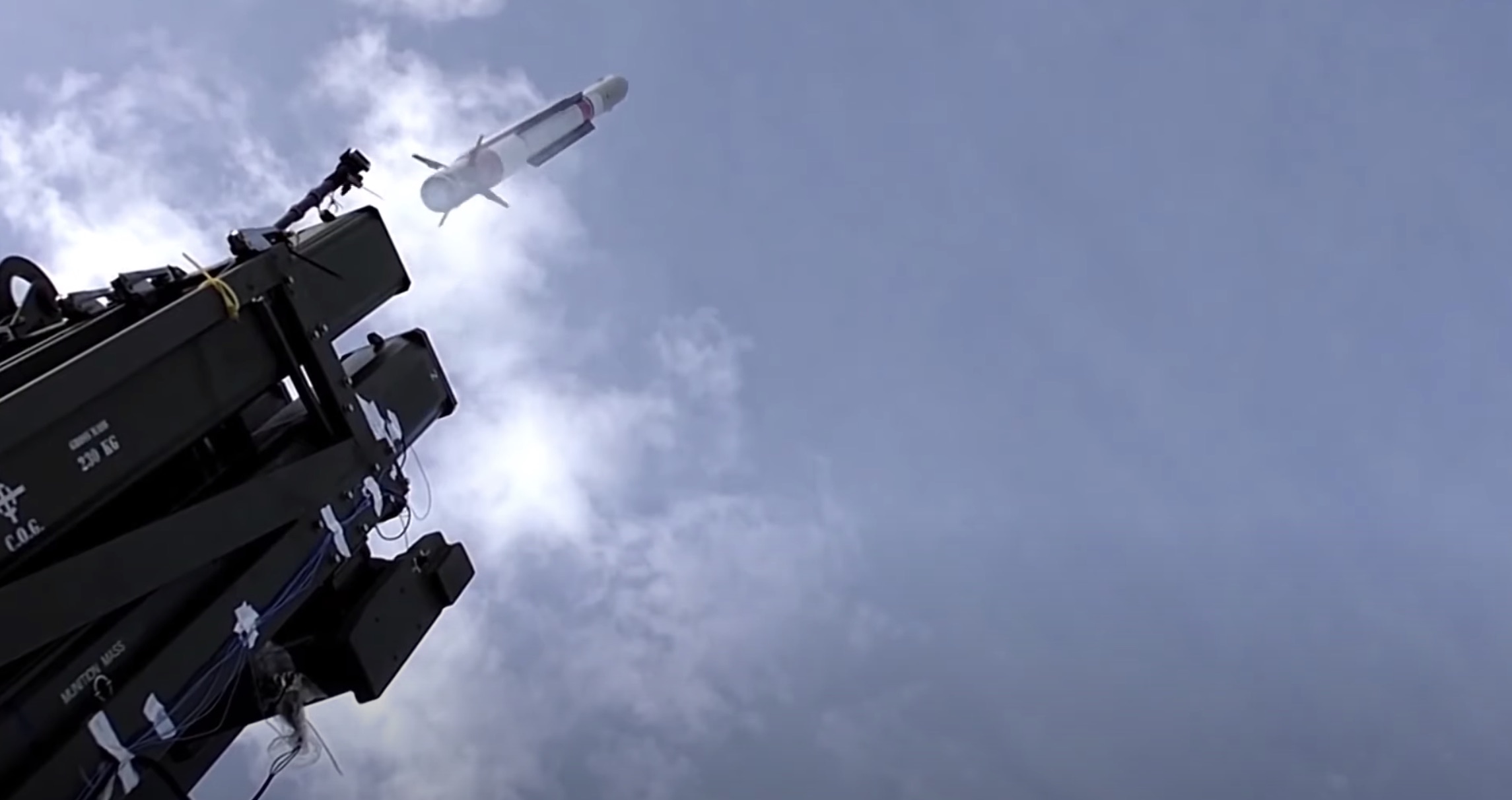 Tusk i Sunak: wzmocnimy współpracę wojskową Polski Wielkiej Brytanii