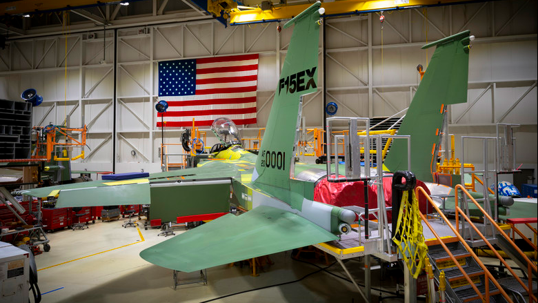 Pierwszy F-15EX w budowie Fot. USAF