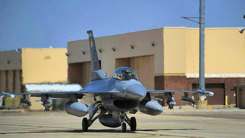 F-16C w bazie Holloman Fot. USAF/A1C Aaron Montoya