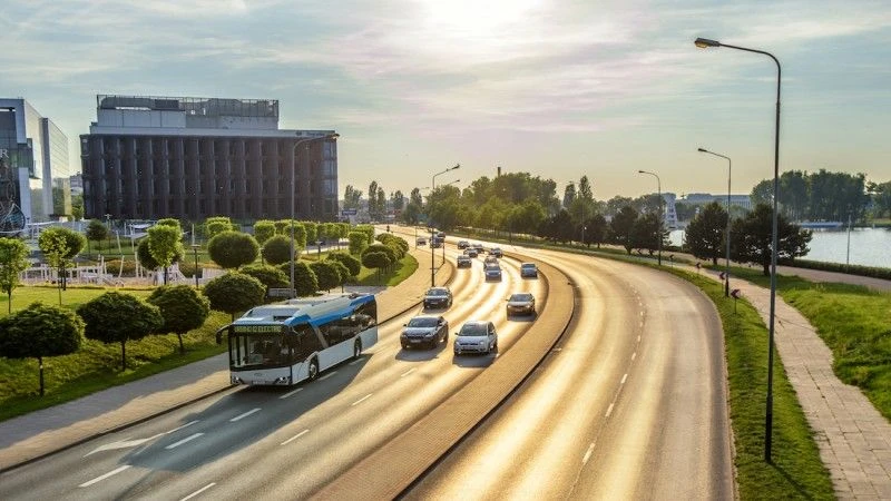 Fot. www.solarisbus.com