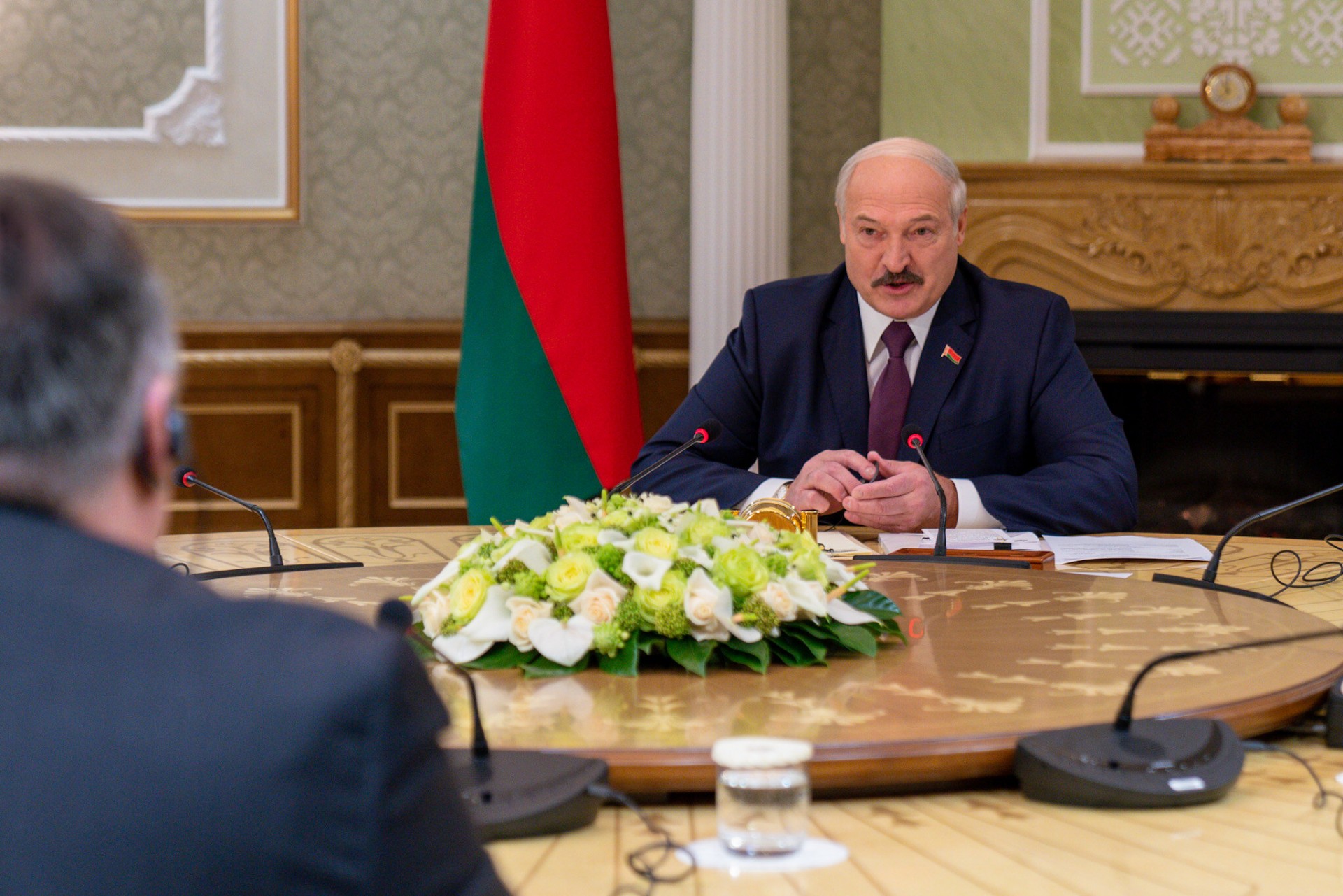 Prezydent Białorusi w trakcie rozmów z sekretarzem stanu w administracji Trumpa Mike Pompeo, w pierwszej połowie 2020 roku. Fot. Ron Przysucha/flickr/DoS