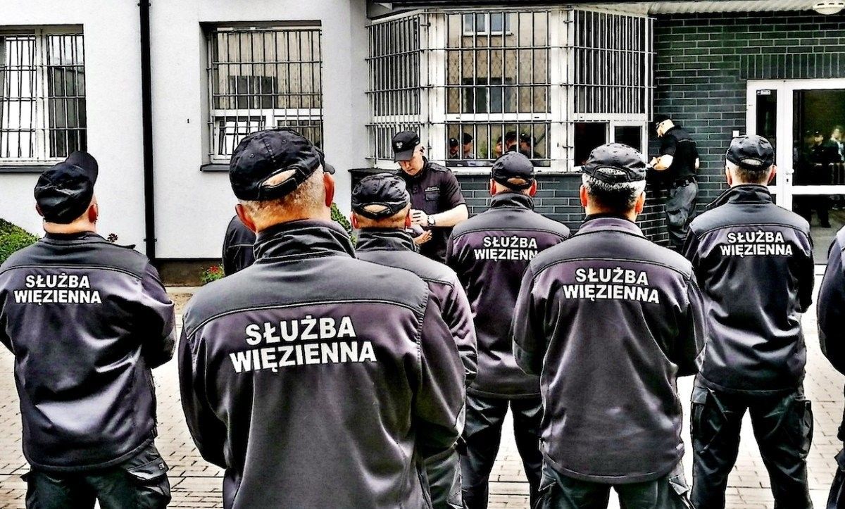 Służba Więzienna dostanie wyczekiwaną mieszkaniówkę