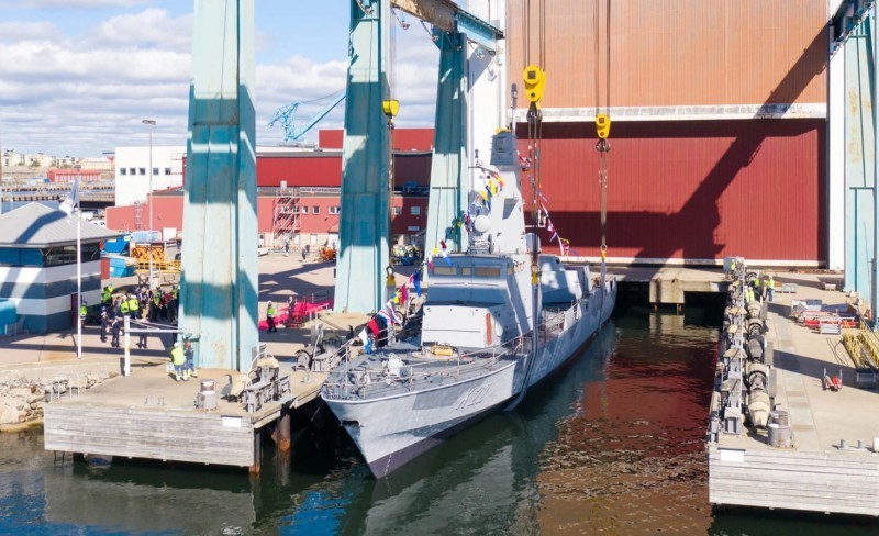 Kuter rakietowy HSwMS „Gävle” zwodowany po zakończeniu pierwszej fazy modernizacji. Fot. FMV