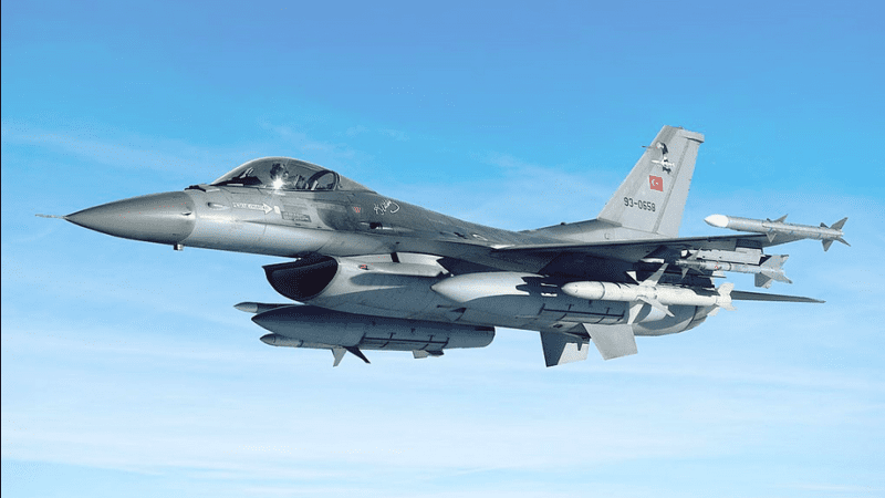 Turecki F-16C Fot.  Robert Sullivan (Public Domain)