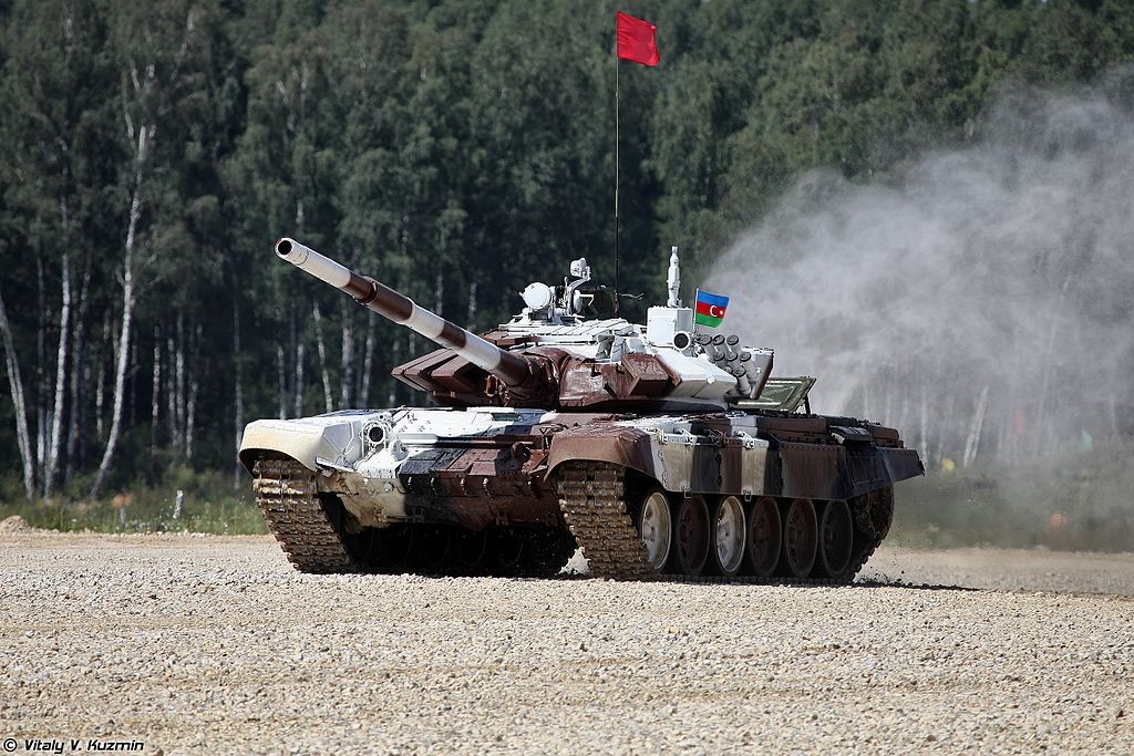 Azerski czołg T-72B3 podczas "biathlonu czołgowego" w 2016 roku (zdjęcie ilustracyjne). Fot. Vitaly V. Kuzmin/Wikimedia Commons/CC BY SA 4.0.
