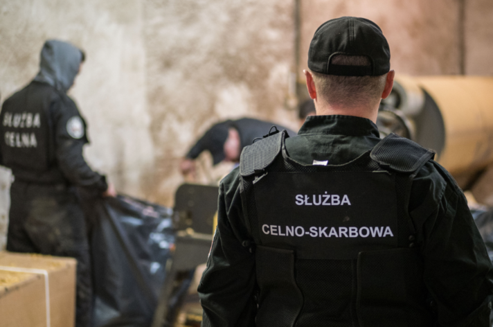 Zasady "nagrodowych" awansów w Służbie Celno-Skarbowej nieracjonalne?