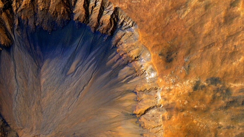 Fot. NASA /JPL / University of Arizona