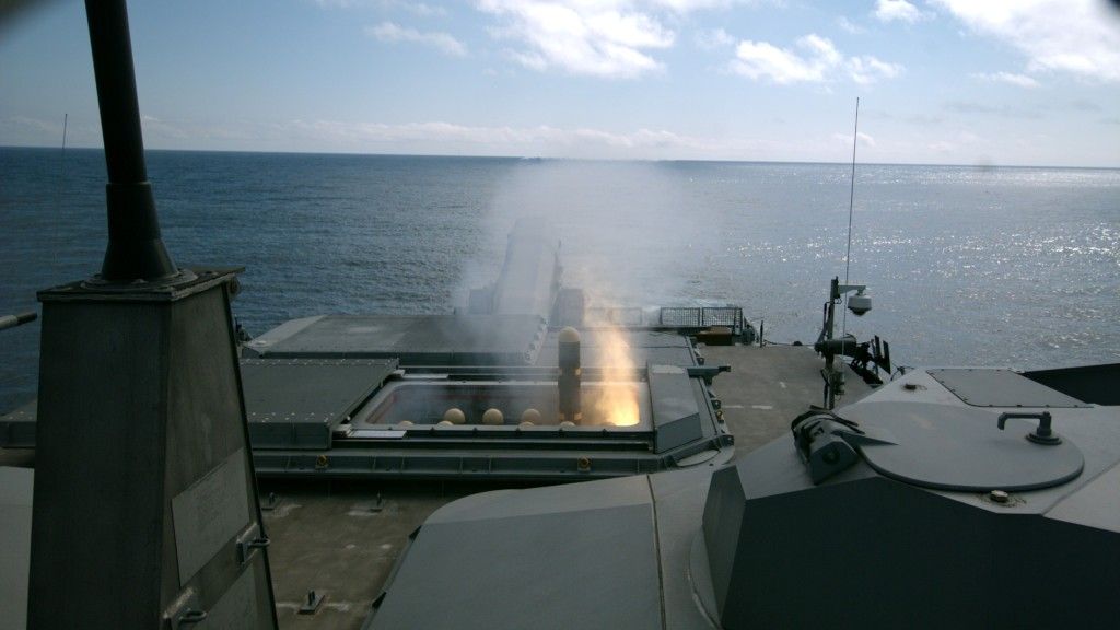 Odpalenie rakiety Logbow Hellfire z okrętu LCS typu Freedom USS „Detroit” (LCS 7) 27 września 2018 r. Fot. US Navy/Brandon Cravey
