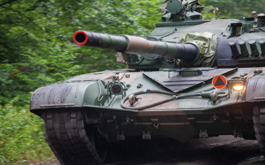 400 Mln Zl Przesuniete W Budzecie W Mon T 72 Na Czele Listy Defence24