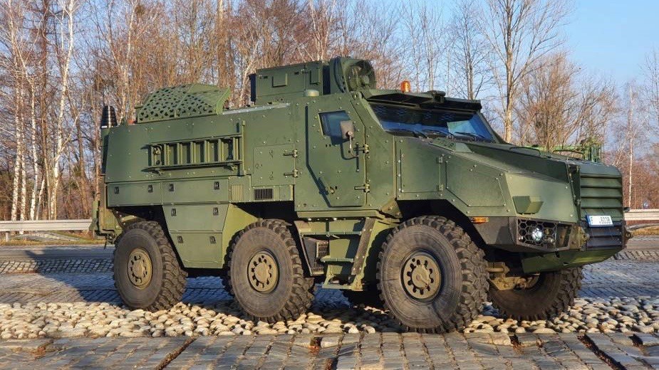 Броневик SWAT 6x6