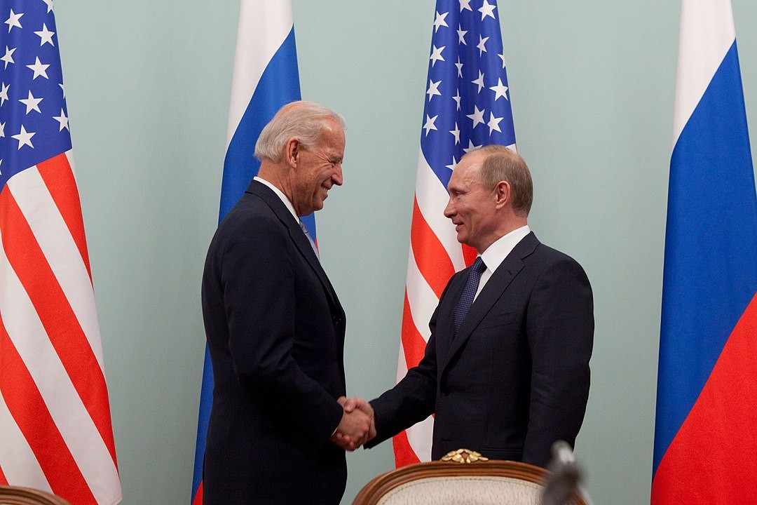 Spotkanie Putin Biden w 2011 r., fot. White House David Lienemann, domena publiczna, commons.wikimedia.org